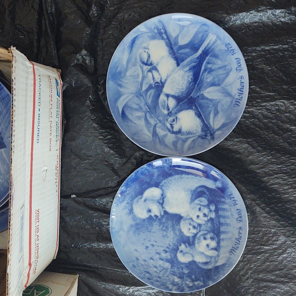 2 Berlin Design W Germany limited edition Mother’s Day Collector's Plates